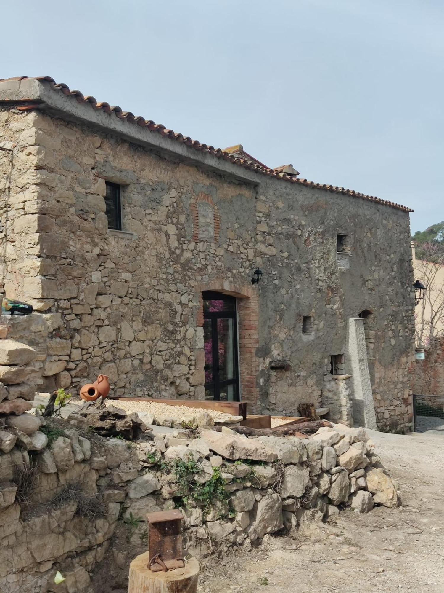 Cal Simon- Casa A Montserrat Collbato Екстер'єр фото